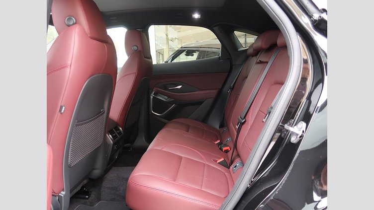 2023 認定中古車 Jaguar E-Pace サントリーニブラック P250 AWD（オートマチック） R-DYNAMIC SE