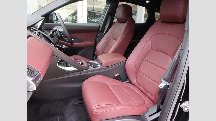 2023 認定中古車 Jaguar E-Pace サントリーニブラック P250 AWD（オートマチック） R-DYNAMIC SE