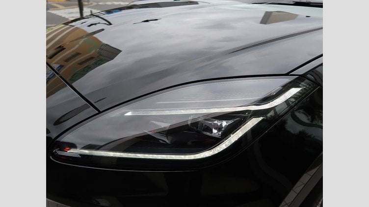 2023 認定中古車 Jaguar E-Pace サントリーニブラック P250 AWD（オートマチック） R-DYNAMIC SE