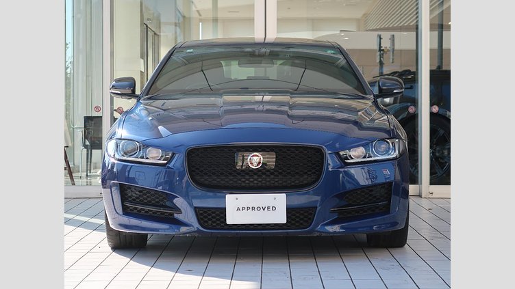 2016 認定中古車 Jaguar XE Bluefire Blue ディーゼル R‐スポーツ