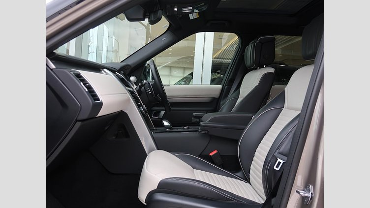 2021 認定中古車 Land Rover Discovery ランタオブロンズ D300 AWD（オートマチック） R-DYNAMIC HSE