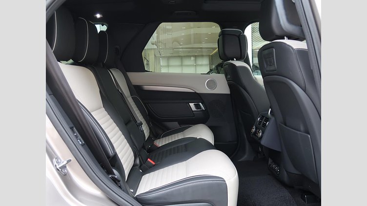 2021 認定中古車 Land Rover Discovery ランタオブロンズ D300 AWD（オートマチック） R-DYNAMIC HSE