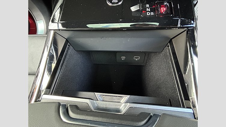 2024 認定中古車 Land Rover Range Rover Sport フィレンツェレッド D300マイルドハイブリッド スタンダードホイールベース S