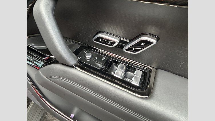 2024 認定中古車 Land Rover Range Rover Sport フィレンツェレッド D300マイルドハイブリッド スタンダードホイールベース S