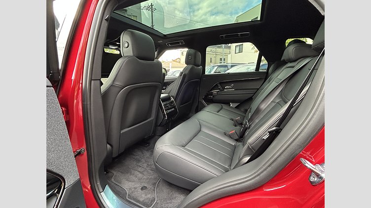 2024 認定中古車 Land Rover Range Rover Sport フィレンツェレッド D300マイルドハイブリッド スタンダードホイールベース S