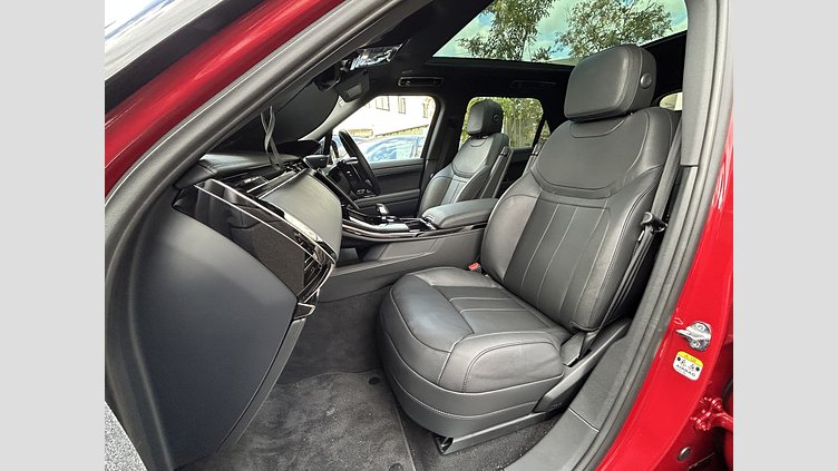 2024 認定中古車 Land Rover Range Rover Sport フィレンツェレッド D300マイルドハイブリッド スタンダードホイールベース S