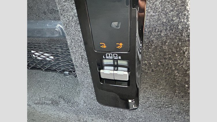 2024 認定中古車 Land Rover Range Rover Sport フィレンツェレッド D300マイルドハイブリッド スタンダードホイールベース S