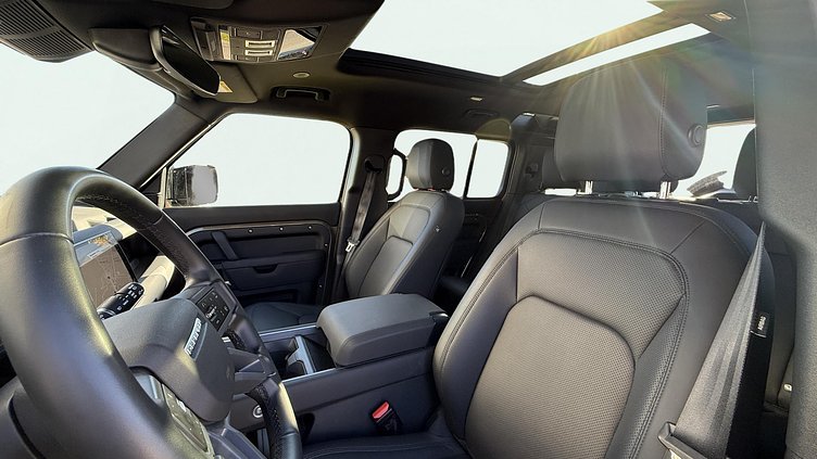 2024 Approved Land Rover Defender 110 Gondwana Stone L663 3.0 AJ20-D6H AWD 5DR SWB 250LE Auto,BG663/353LQ 25MY X-Dynamic SE D250