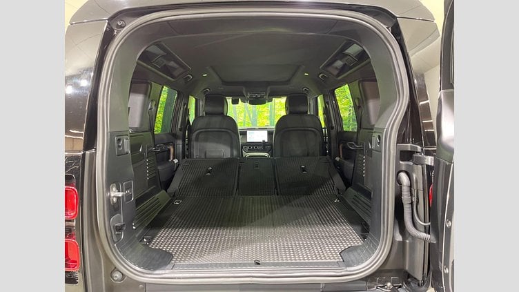 2022 認定中古車 Land Rover Defender 110 カルパチアングレイ D300 AWD（AT） X-DYNAMIC HSE