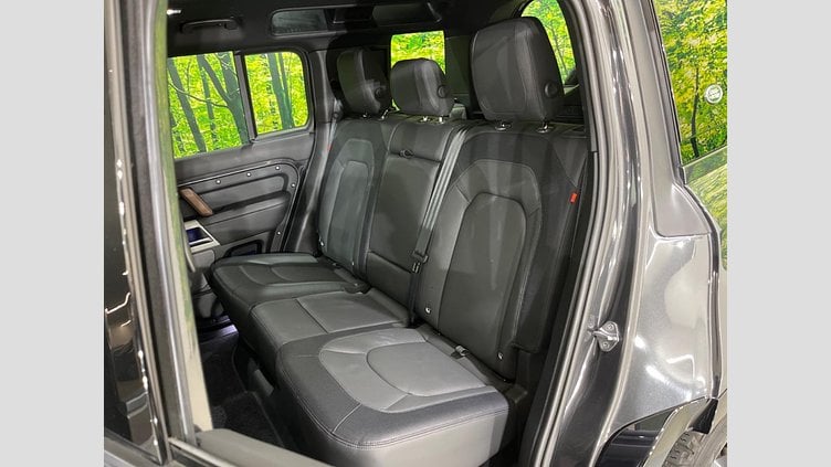 2022 認定中古車 Land Rover Defender 110 カルパチアングレイ D300 AWD（AT） X-DYNAMIC HSE