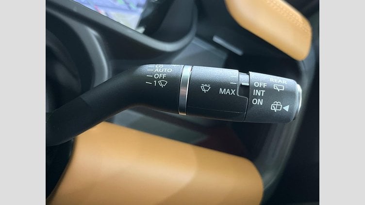 2023 認定中古車 Land Rover Defender 110 サントリーニブラック D300 AWD（AT） X-DYNAMIC HSE