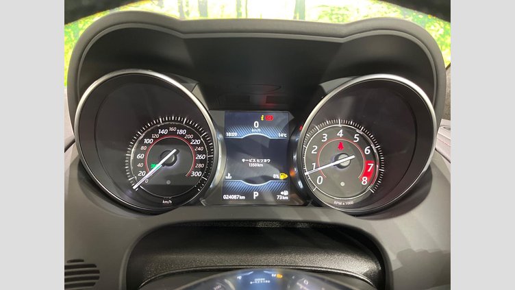 2019 認定中古車 Jaguar F-Type カルパチアン グレー (プレミアム・メタリック) ジャガー 3.0リッターV6 340PS スーパーチャージドガソリン エンジン (オートマチックトランスミッション) F-TYPEクーペ CHEQUERED FLAG