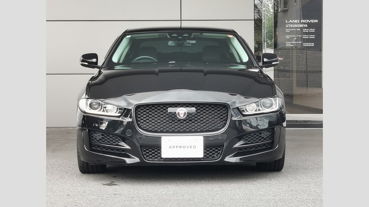 2016 認定中古車 Jaguar XE Narvik Black 20d Rスポーツ