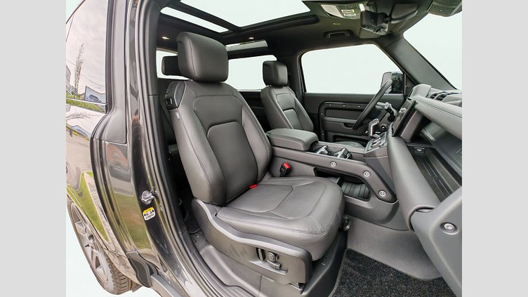 2025 Approved Land Rover Defender 90 Carpathian Grey L663 3.0 AJ20-D6H AWD 3DR RWB 300LE Auto BF663/351CF 25.5MY
 X-Dynamic SE D300