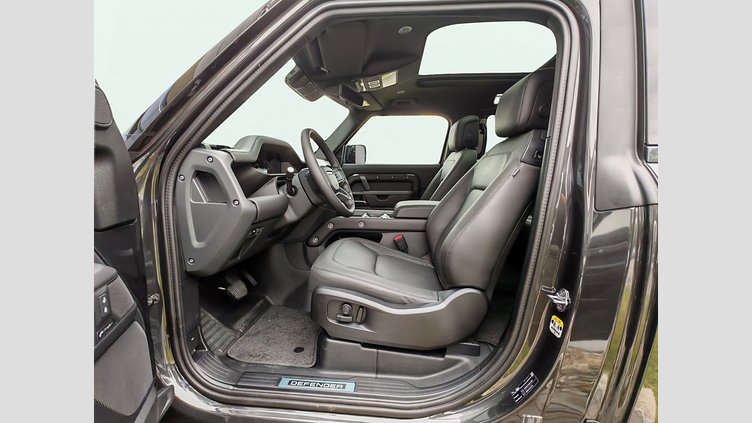 2025 Approved Land Rover Defender 90 Carpathian Grey L663 3.0 AJ20-D6H AWD 3DR RWB 300LE Auto BF663/351CF 25.5MY
 X-Dynamic SE D300