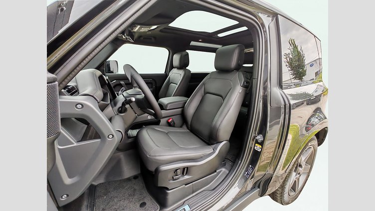 2025 Approved Land Rover Defender 90 Carpathian Grey L663 3.0 AJ20-D6H AWD 3DR RWB 300LE Auto BF663/351CF 25.5MY
 X-Dynamic SE D300