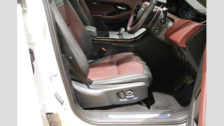 2024 認定中古車 Land Rover Range Rover Evoque フジホワイト プラグインハイブリッド（ガソリン） DYNAMIC HSE