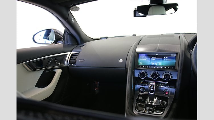 2021 認定中古車 Jaguar F-Type サントリーニブラック P300 オートマチック 後輪駆動 F-TYPEクーペ R-DYNAMIC