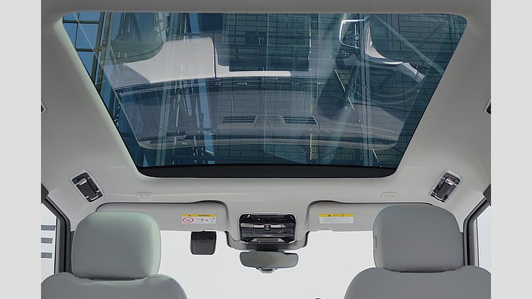 2023 認定中古車 Land Rover Range Rover Sport フジホワイト 3.0リッター6気筒300PSターボチャージドディーゼルMHEV（オートマチック） S