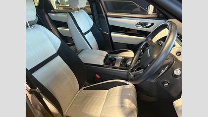 Range Rover Velar 15