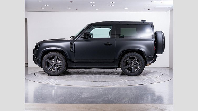 2024 認定中古車 Land Rover Defender 90 サントリーニブラック D350 ディーゼルマイルドハイブリッド X-Dynamic HSE