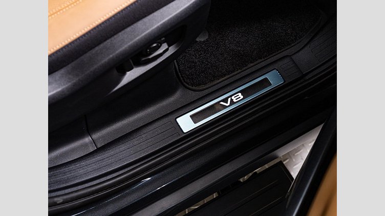 2024 認定中古車 Land Rover Defender 110 カルパチアングレイ P525 ガソリン V8