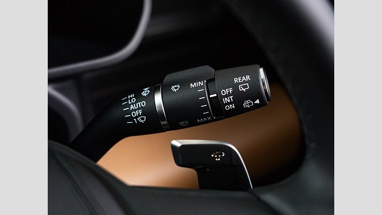 2024 認定中古車 Land Rover Defender 110 カルパチアングレイ P525 ガソリン V8