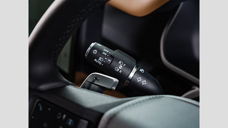 2024 認定中古車 Land Rover Defender 110 カルパチアングレイ P525 ガソリン V8