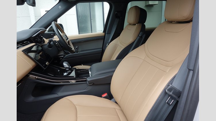 2024 認定中古車 Land Rover Range Rover Sport ボラスコグレイ P550eプラグインハイブリッド（ガソリン） スタンダードホイールベース Dynamic SE