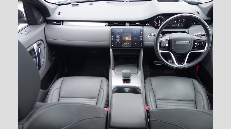2024 認定中古車 Land Rover Discovery Sport サントリーニブラック プラグインハイブリッド（ガソリン） 標準ホイール Dynamic HSE