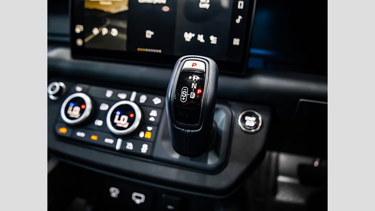 2023 Approved Land Rover Defender 110 Santorini Black AWD 110 D300 HSE X-Dynamic