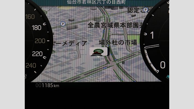 2024 認定中古車 Land Rover Defender 130 シリコンシルバー D350 ディーゼルマイルドハイブリッド X-Dynamic SE