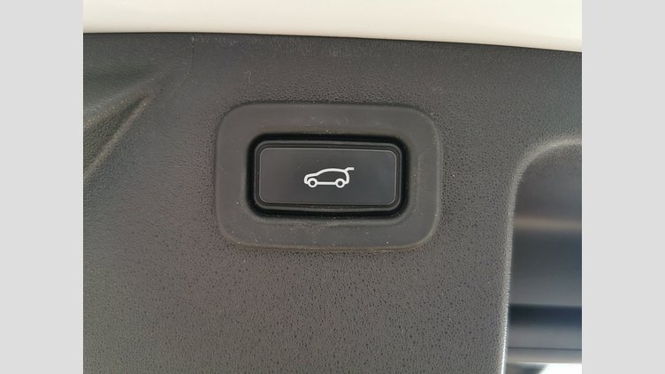 2021 認定中古車 Land Rover Discovery Sport フジホワイト P200 AWD（オートマチック） 標準ホイールベース S