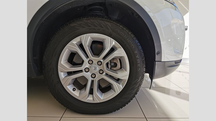 2021 認定中古車 Land Rover Discovery Sport フジホワイト P200 AWD（オートマチック） 標準ホイールベース S