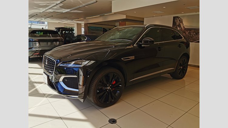 2024 認定中古車 Jaguar F-Pace サントリーニブラック P250 AWD（オートマチック） R-DYNAMIC SE