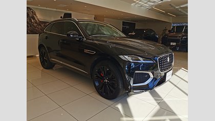 F-Pace 11