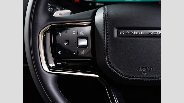 2024 認定中古車 Land Rover Range Rover Sport オストゥーニパールホワイト P550eプラグインハイブリッド（ガソリン） スタンダードホイールベース Dynamic SE