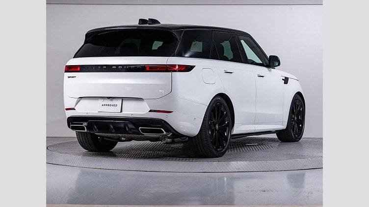 2024 認定中古車 Land Rover Range Rover Sport オストゥーニパールホワイト P550eプラグインハイブリッド（ガソリン） スタンダードホイールベース Dynamic SE