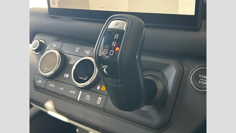 2023 認定中古車 Land Rover Defender 110 ゴンドワナストーン D300 AWD（AT） X-DYNAMIC HSE