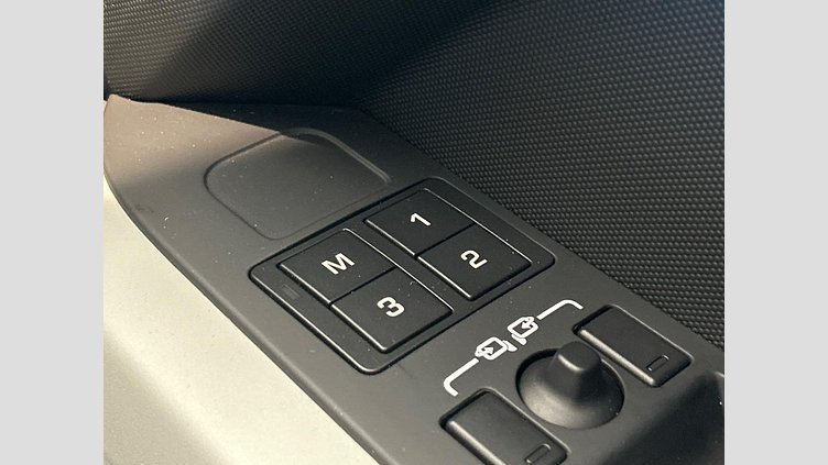 2023 認定中古車 Land Rover Defender 110 ゴンドワナストーン D300 AWD（AT） X-DYNAMIC HSE