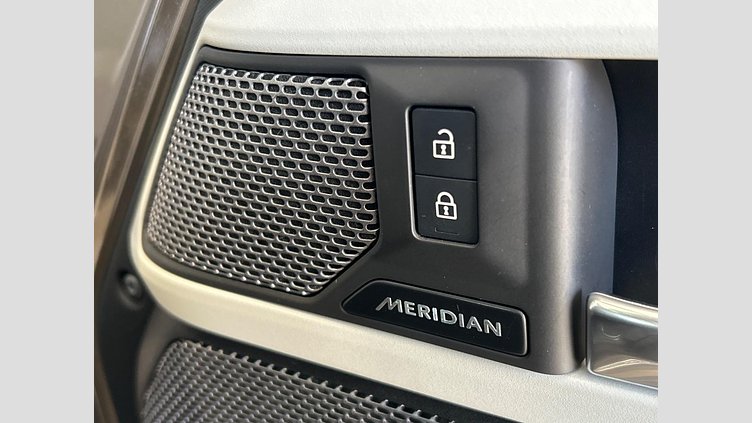 2023 認定中古車 Land Rover Defender 110 ゴンドワナストーン D300 AWD（AT） X-DYNAMIC HSE