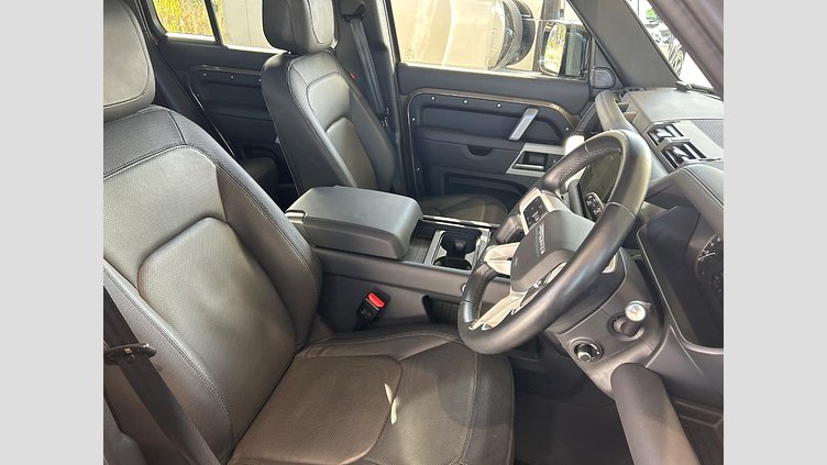 2023 認定中古車 Land Rover Defender 110 ゴンドワナストーン D300 AWD（AT） X-DYNAMIC HSE