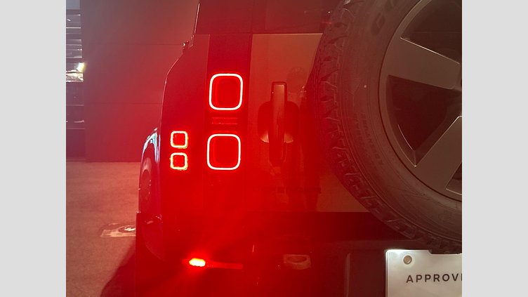 2023 認定中古車 Land Rover Defender 110 ゴンドワナストーン D300 AWD（AT） X-DYNAMIC HSE