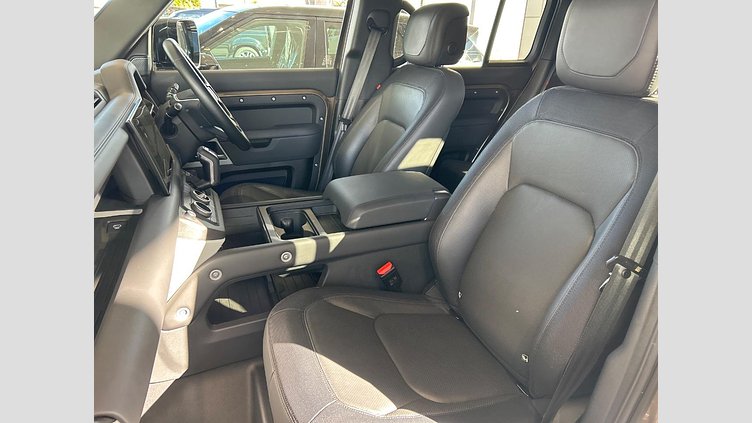 2023 認定中古車 Land Rover Defender 110 ゴンドワナストーン D300 AWD（AT） X-DYNAMIC HSE