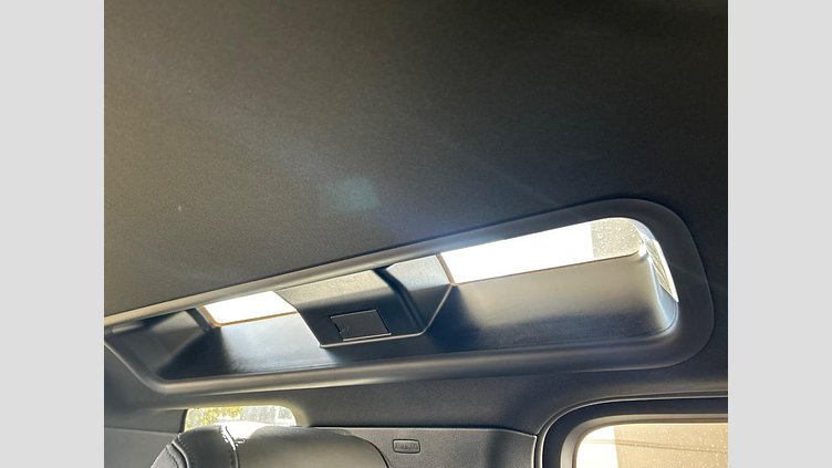 2023 認定中古車 Land Rover Defender 110 ゴンドワナストーン D300 AWD（AT） X-DYNAMIC HSE