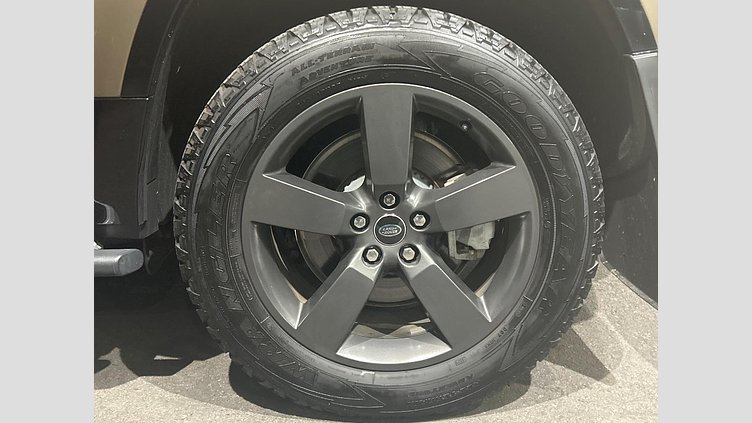 2023 認定中古車 Land Rover Defender 110 ゴンドワナストーン D300 AWD（AT） X-DYNAMIC HSE