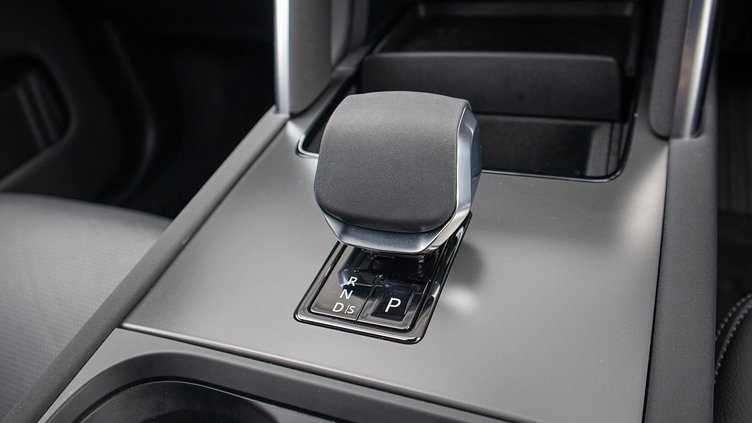 2024 Approved Land Rover Discovery Sport Santorini Black Metallic P250 Dynamic SE