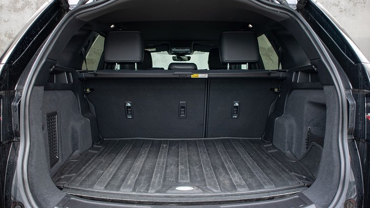 2024 Approved Land Rover Discovery Sport Santorini Black Metallic P250 Dynamic SE