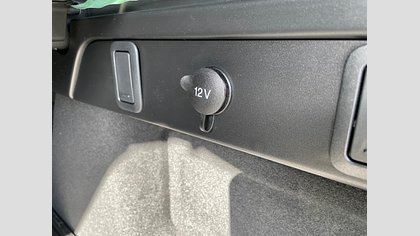 Range Rover Velar 56