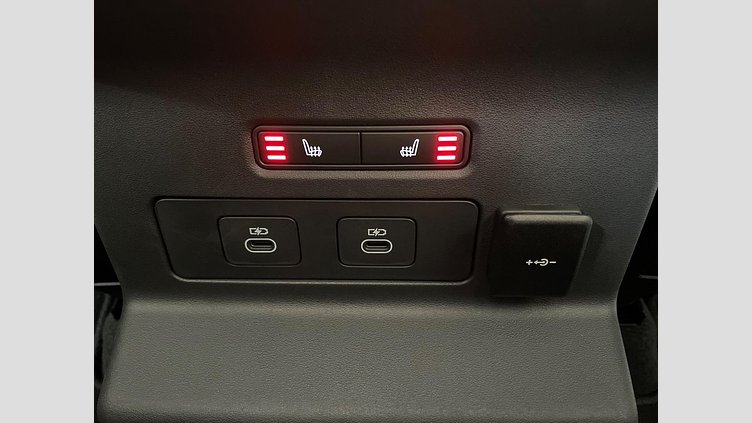 2024 認定中古車 Land Rover Range Rover Velar カルパチアングレイ P400eプラグインハイブリッド（ガソリン） スタンダードホイールベース Dynamic SE